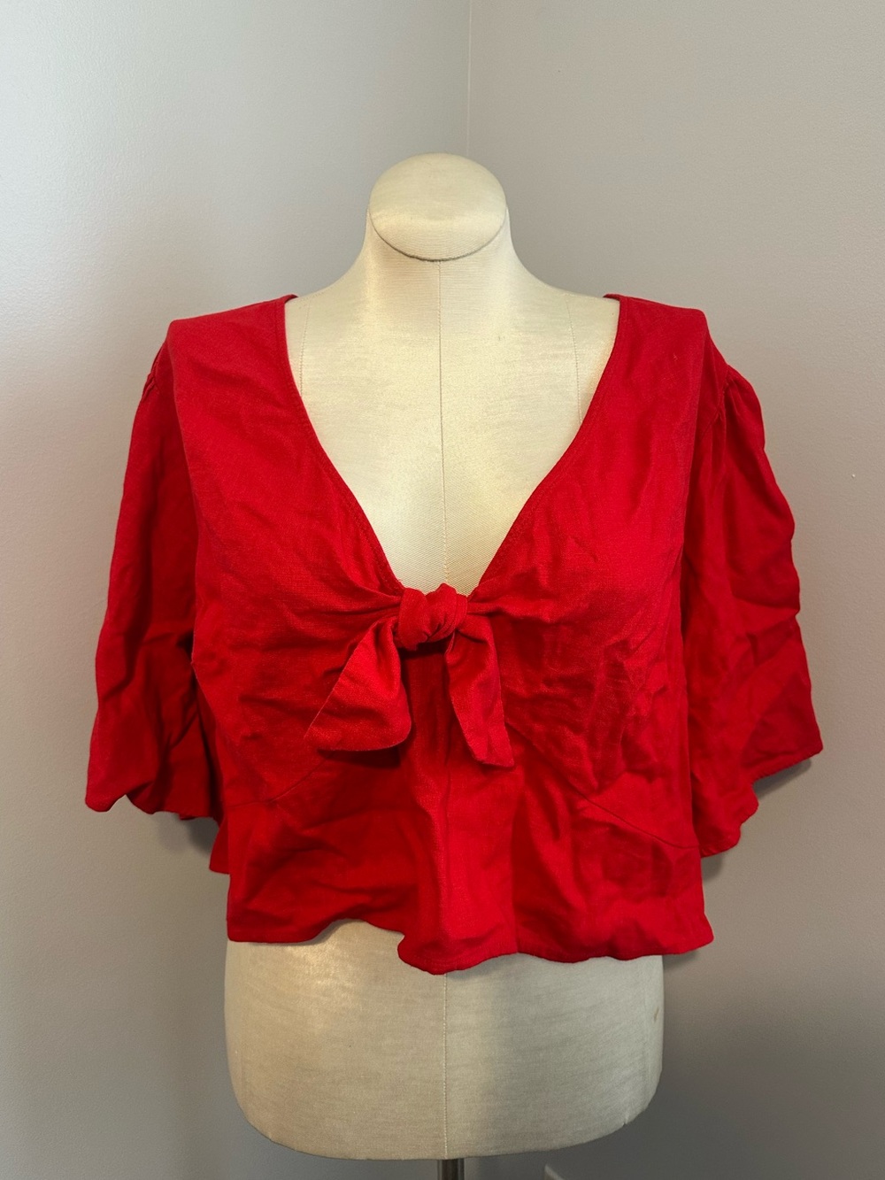 NWT Red Tie-Front Women's Crop Top